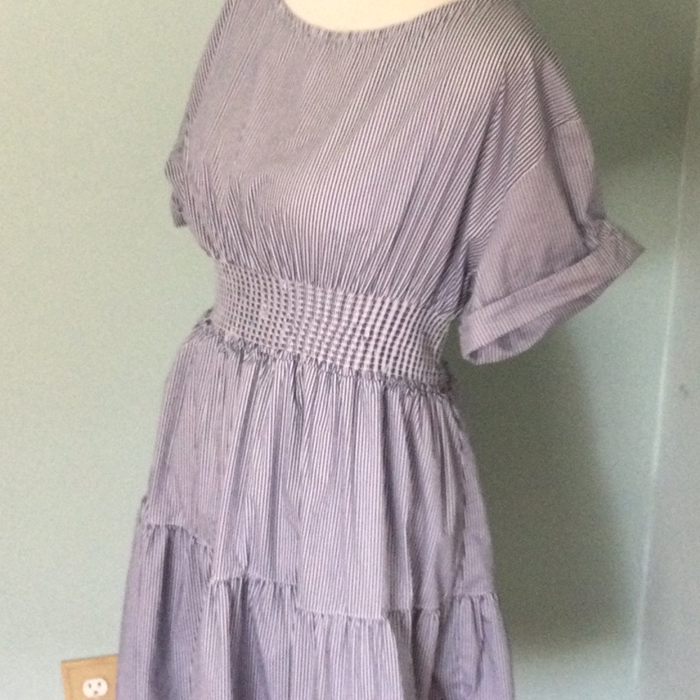 Vineyard Vines Blue and White Striped Dress - Picture 2 of 13